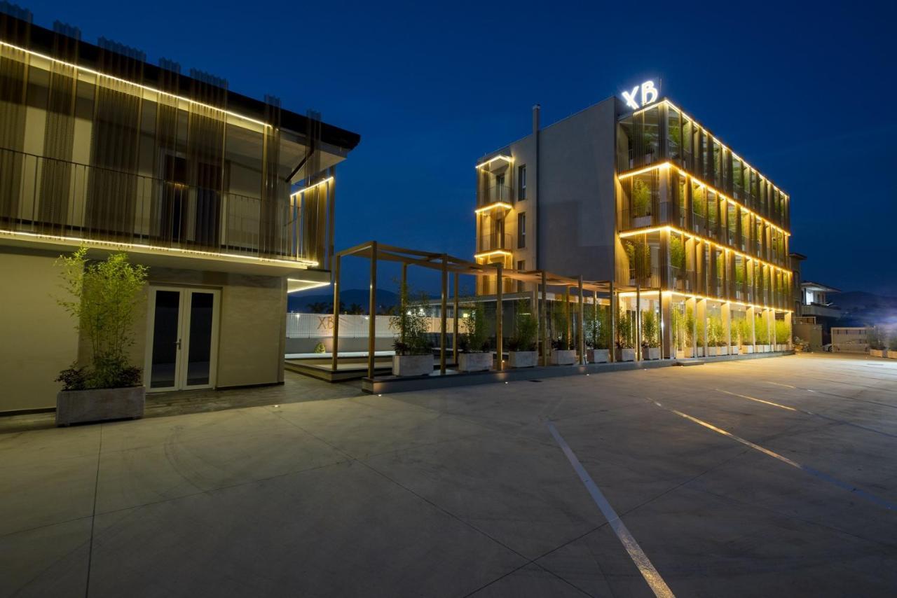 Hotel Xbusiness Nola Exterior foto